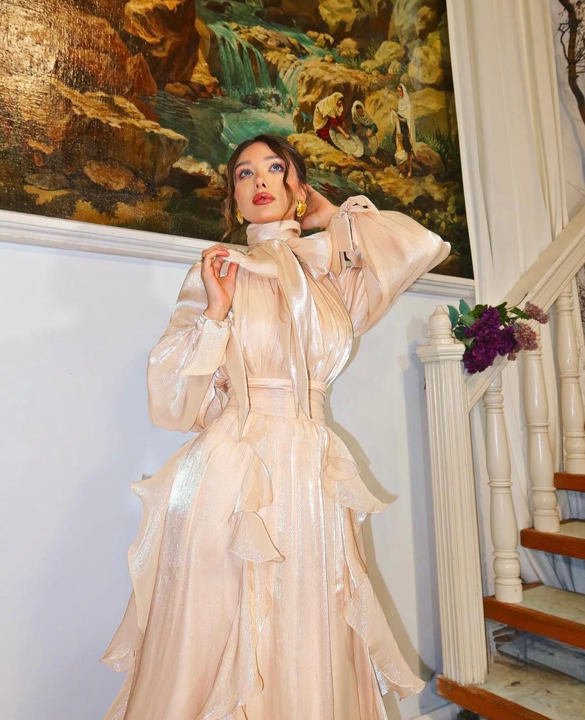 Classic Pleated Long Sleeve Party Dress