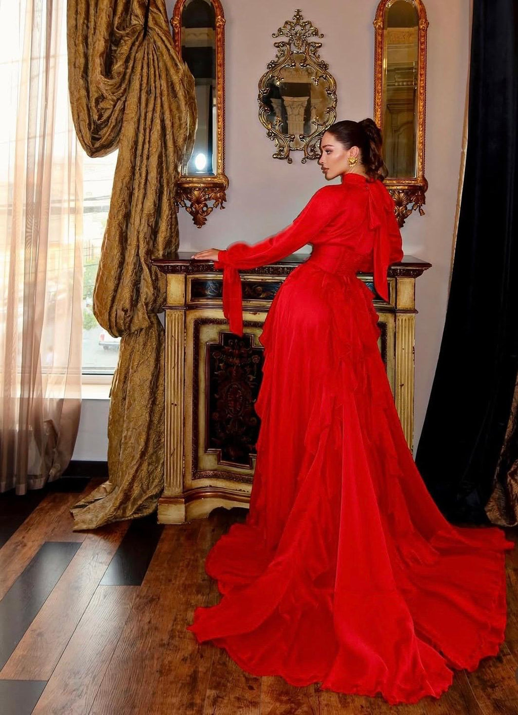 Classic Pleated Long Sleeve Party Dress