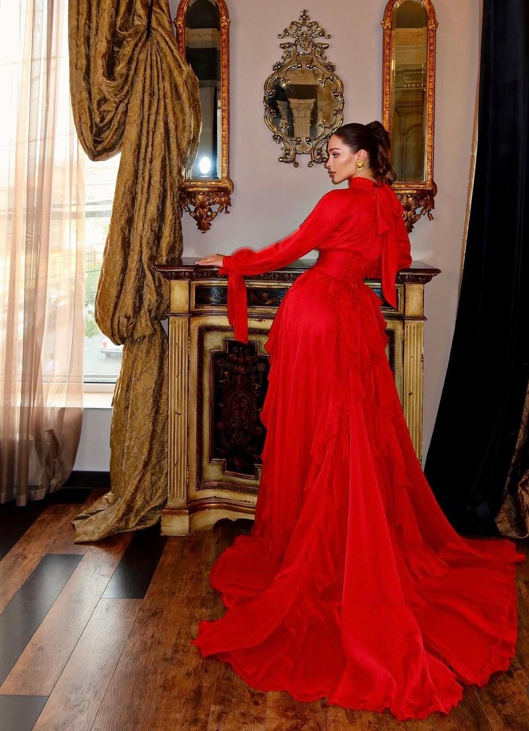 Classic Pleated Long Sleeve Party Dress